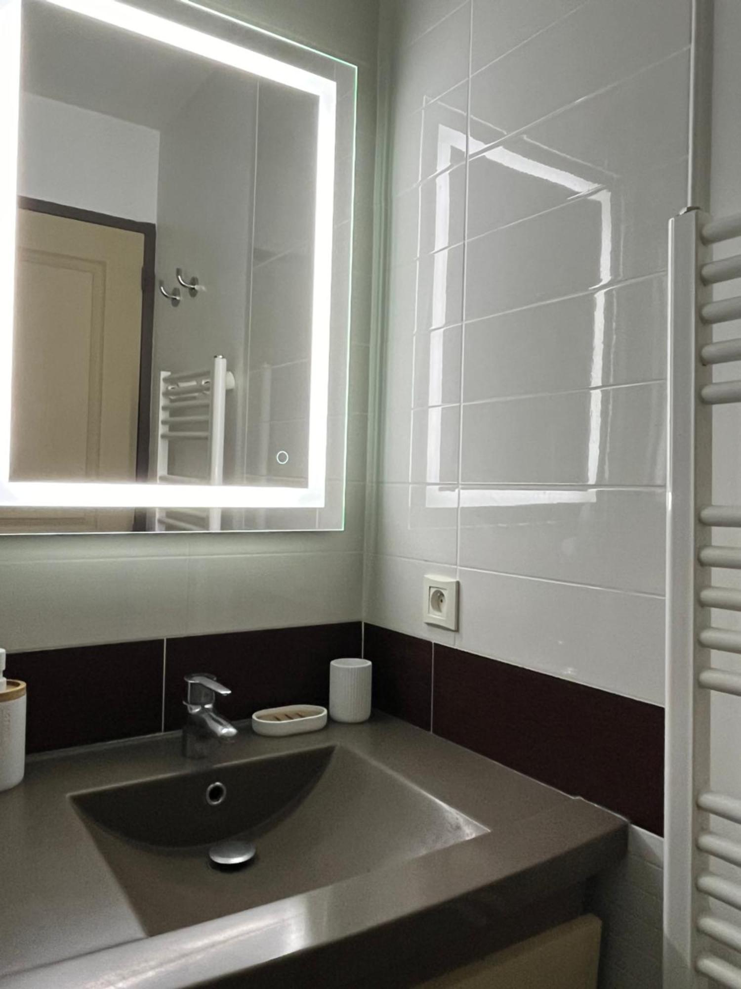 Superbe Appartement Une Chambre Vue Mer Piscine Tennis Cannes Exterior photo